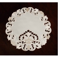 Ophelia Co. Jamin Embroidered Cutwork Round Placemat OPCO4295